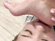 A menina e a escrava