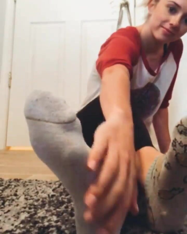 Feet 121