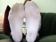 feet 290