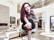 Clara Domme-worship my stockings