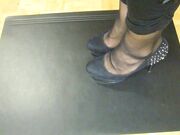 Office nylon feet-Moist footprint