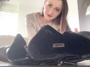 Sophia Del Ray-Boots and sweaty stockings sniff