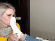 Girl Love Girls's  Feet