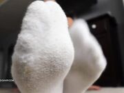 Lindsey Leigh - Aunties sweaty socks