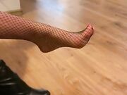 Liara Sin Boot & feet worship