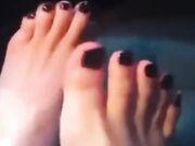 feet 1275