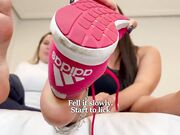 Duas dominadoras e duas escravas