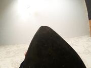 under giantess soles