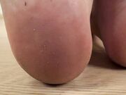 under giantess soles