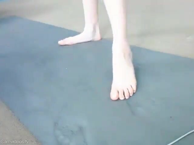 Feet 1582