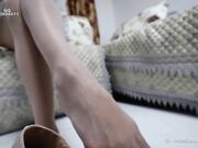 Smelly & Dominant Asian Pantyhose Feet