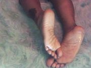 Goddess Nasra - Oily Soles Ignore