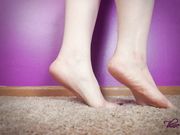 Those Sexy Toes - Close Up Arching Feet