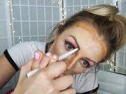 FOOT MAKEUP CHALLENGE! MAKEUP WITH MY FEET!