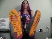 Meggerz - Workout Foot Slave