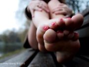 KNEE SOCKS and SMELLY FEET !