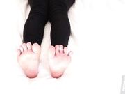 Mistress An Li - My Super Wide SZ 4 Feet