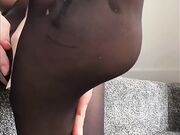 Goddess Suzie Nylon feet