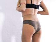 Pantyhose  try on Oroblu Repos 40den Tan Nude Tights Ny