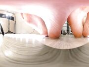 under giantess soles