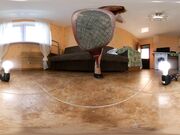 under giantess soles