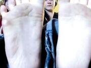 3 Scene Girls Feet