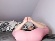 Natalie Darling oily feet