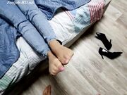 Sheer+pantyhose+foot+toefuck+-+Honey+BooBoo+-+FootJob