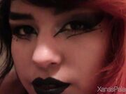 Stella's Dirty Laundry