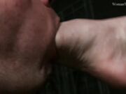 Ms Morrigan - foot slave begging