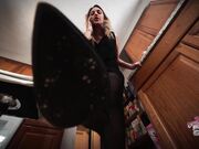 Nika Venom - Cruelly Shrunk In To Cheerios