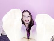 Naomi Swann - Stocking Foot Worship