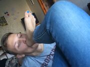 Domme get worship cleaning her dirty feet after walking