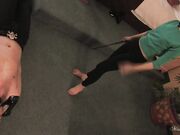 Paz e Tiffany trampling torture