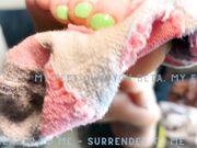 Goddess Chloe Love Clip Store 4K JOI  Sock Unboxing Indulge in the Divine Goddess Chloe Love 