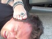 Want Feet Zara Gets Foot Massage 