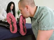 Under Girls Feet - Video9