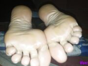 Want Feet Oiled High Arched Soles