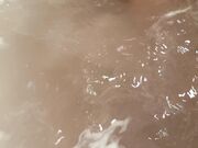 Ladys House LADY FEET IN THE BATHTUB