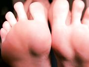 Amateur Girls Feet From Poland - FLIP FLOPS FEET