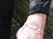 Young Goddess Kim - Forest Foot slave