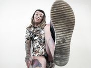 Felicia Fisher - dirty flipflop worship and footjob joi