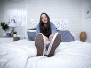 Stella Liberty - Sneakers, Socks, Soles, Hooray!