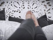 Stella Liberty - My New Blue Pedicure