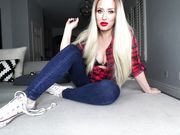 Roxana Rae - Cum to Converse