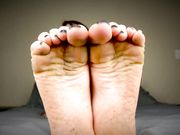 Goddess Olivia Rose - Weak For Dirty Feet