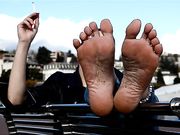 Barefoot Urban Girls - RED-X - barefoot autumn in Lugano