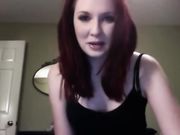 Scarlett's Stinky Converse Giantess Feet