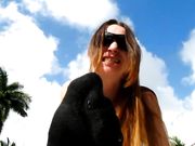 SMELL KANDII'S STINKY SWEATY FEET