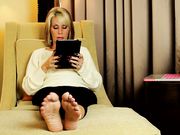 AngelKissedFeet - Ignored 